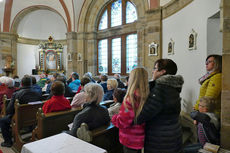 Familiengottesdienst zum Erntedankfest in der Weingartenkapelle (Foto: Karl-Franz Thiede)